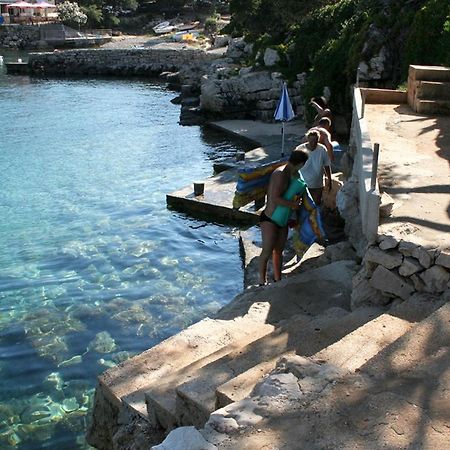 Apartments By The Sea Cove Zarace - Gdinj, Hvar - 4598 ภายนอก รูปภาพ