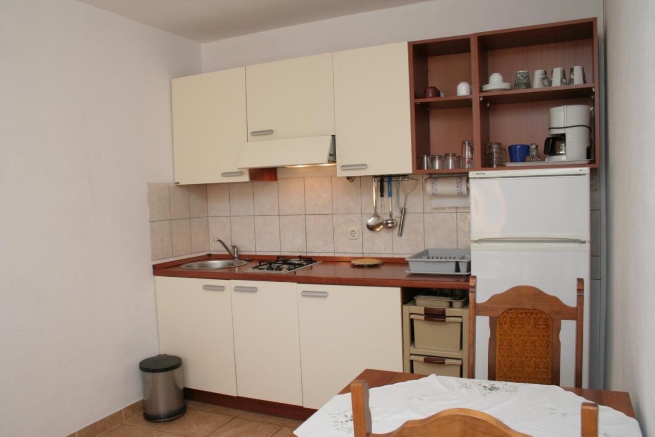 Apartments By The Sea Cove Zarace - Gdinj, Hvar - 4598 ภายนอก รูปภาพ
