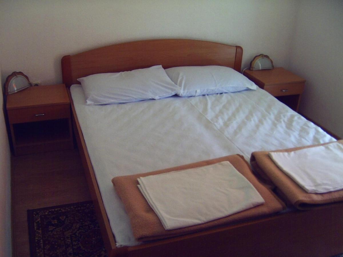 Apartments By The Sea Cove Zarace - Gdinj, Hvar - 4598 ภายนอก รูปภาพ