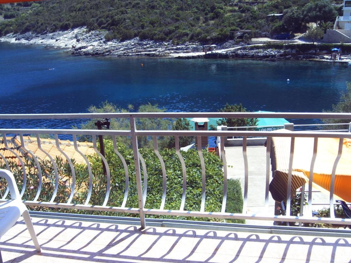 Apartments By The Sea Cove Zarace - Gdinj, Hvar - 4598 ภายนอก รูปภาพ